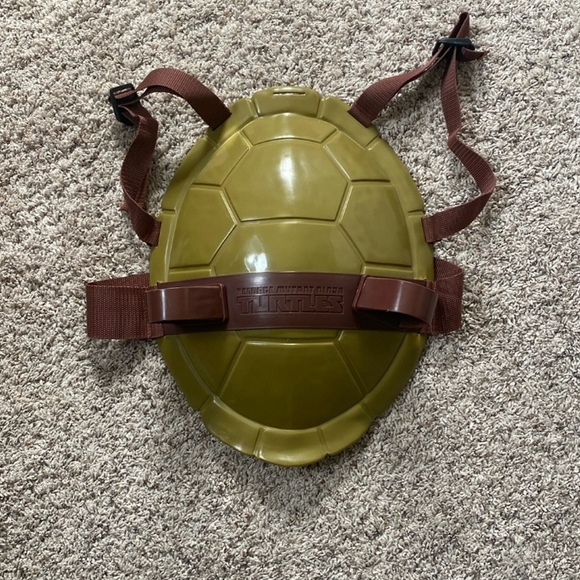 Mask,Sword And Shell - Picture 2 of 3